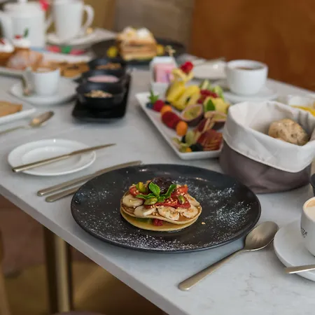 The Cumberland By Neu Collective 4* La Valette