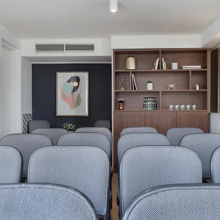 The Cumberland By Neu Collective Hotel 4*